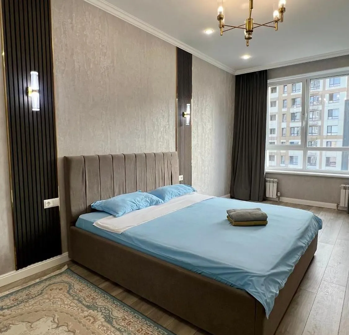 Rc Everest Almaty Apartment