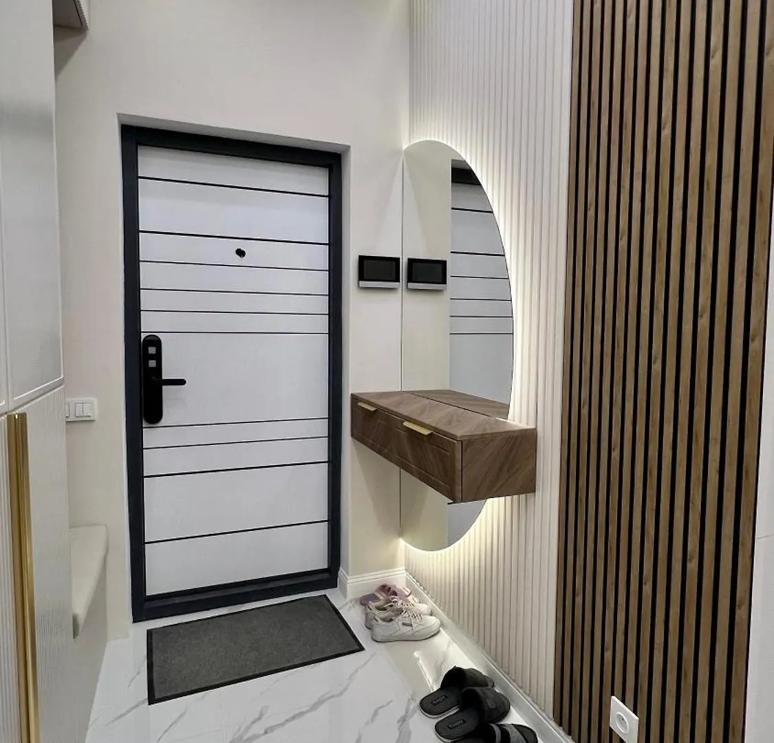 Rc Everest Almaty Apartment